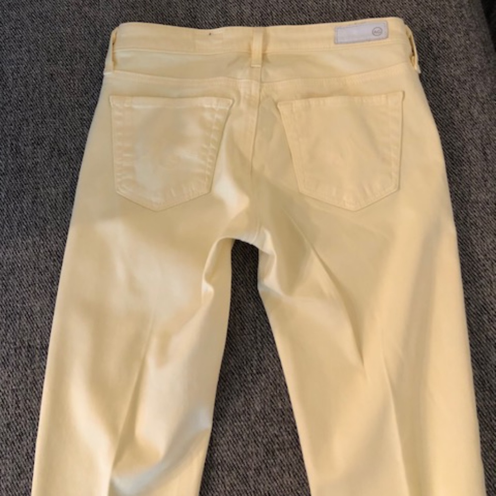 Jeans - Picture 2 of 3